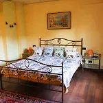 La Casa Arancione Гостевой дом Boves