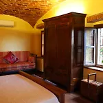 La Casa Arancione *