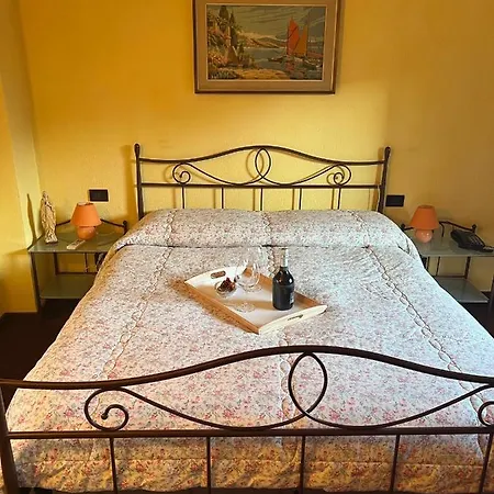 La Casa Arancione Maison d'hôtes *