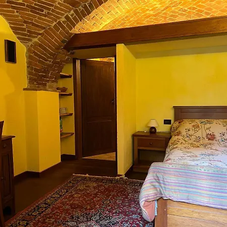 La Casa Arancione Guest house Boves