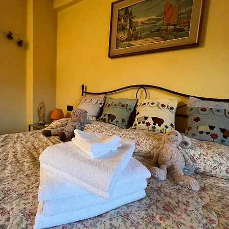 La Casa Arancione Maison d'hôtes Boves
