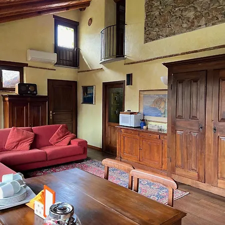 La Casa Arancione