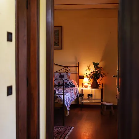 La Casa Arancione Guest house