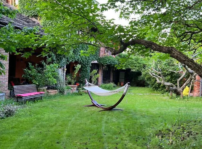 La Casa Arancione Pensión Boves