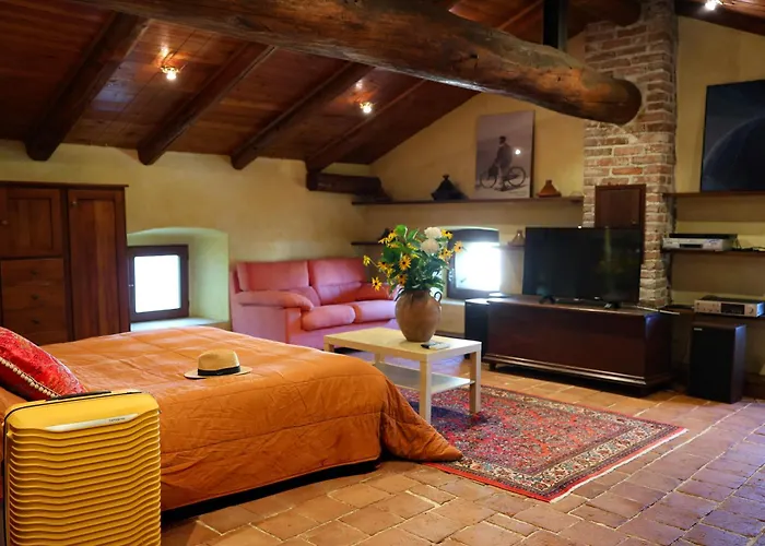 La Casa Arancione Pensión Boves